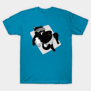 cat and mouse T-Shirt